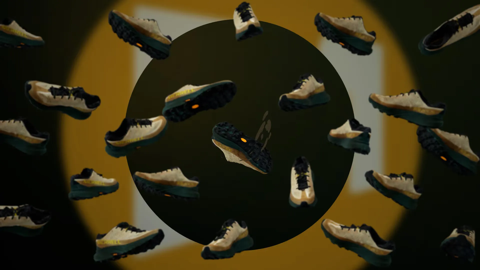 Merrell-loopschoenen zweven rond een donkere cirkel op een okergele achtergrond
